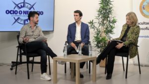 La mesa redonda ha sido moderada por Jacobo García Ochoa y ha incluido preguntas de los espectadores / Saúl Valero